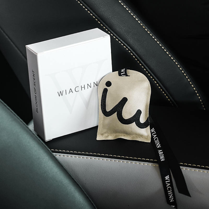 Nuovo profumo per auto, sacche - Perfume Fragrance Manufacturers recensione e prezzo